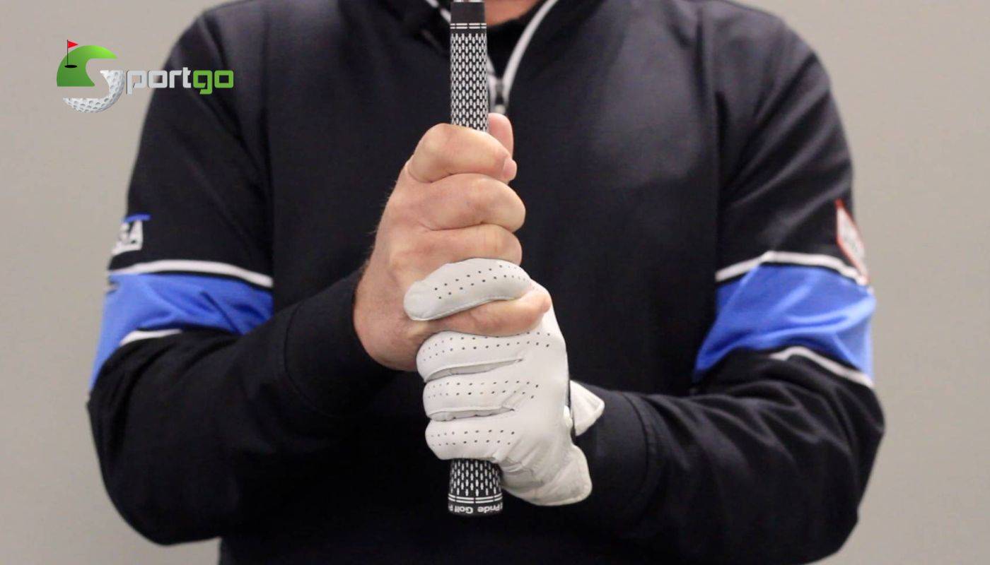 Cách sử dụng Grip Overlapping, Grip Interlocking và Grip Baseball